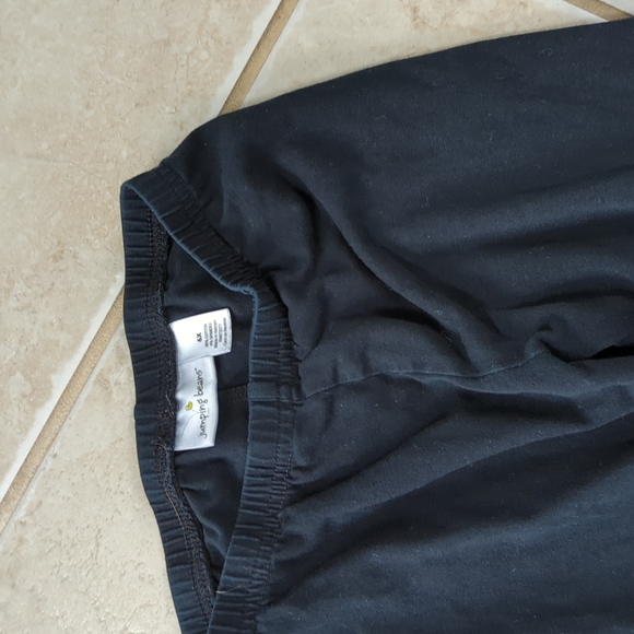 Girls gap pink Bermuda shorts size 6 and black size 6x capri - Picture 6 of 9